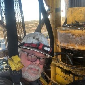 Meet your Posher, Ray